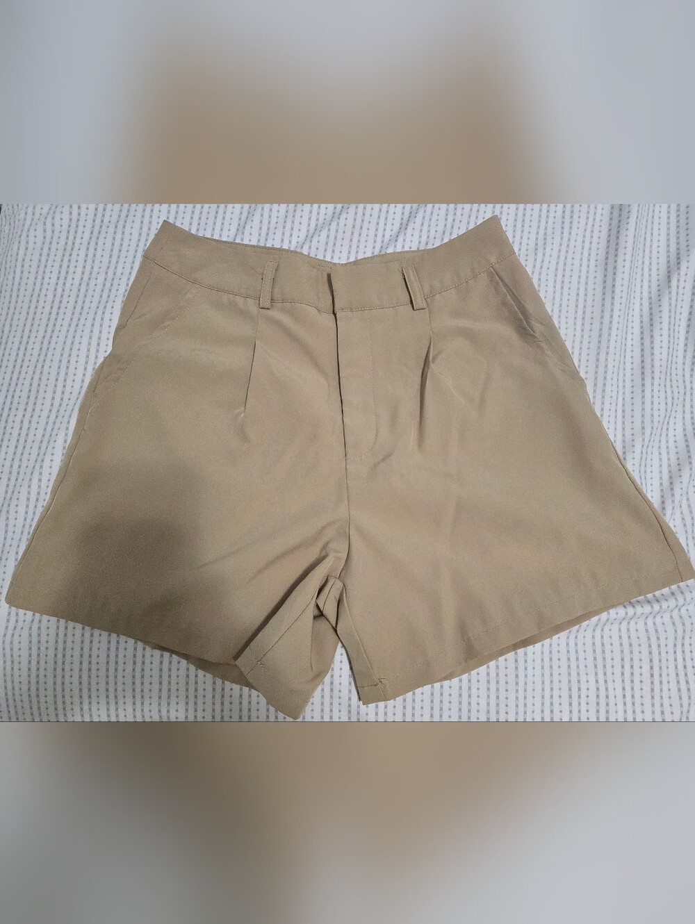 High-Waist Women's Tailored Shorts in Tan
